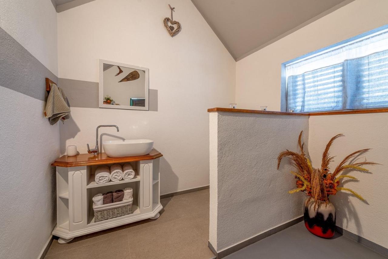 Apartment Bo&Dy With Private Pool Rogoznica  Esterno foto